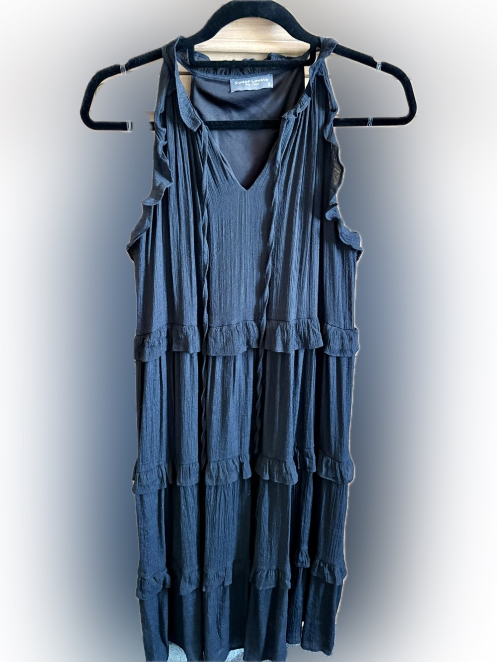 Sleeveless Tiered Maxi Dress in Black